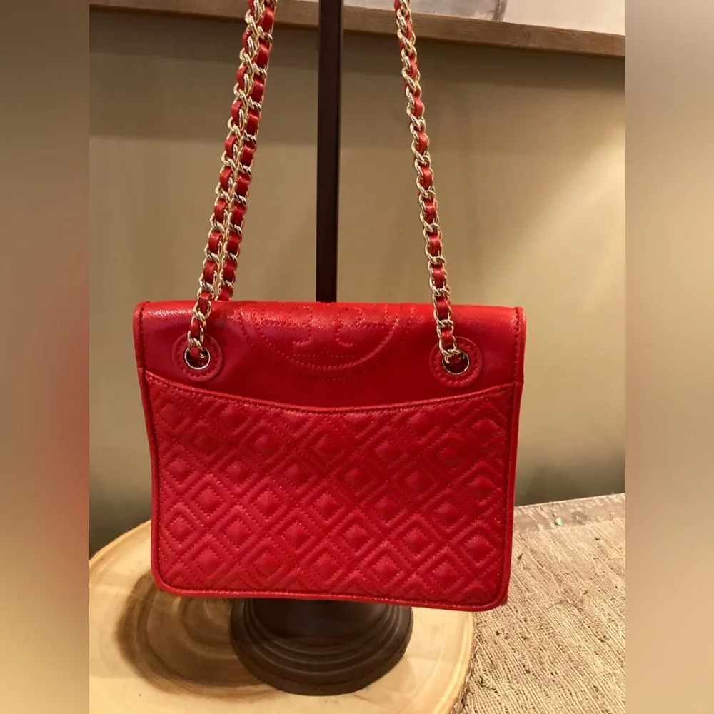 Tory Burch Fleming Quilted Crossbody/Shoulder Bag Chain‎ Red Patent Medium